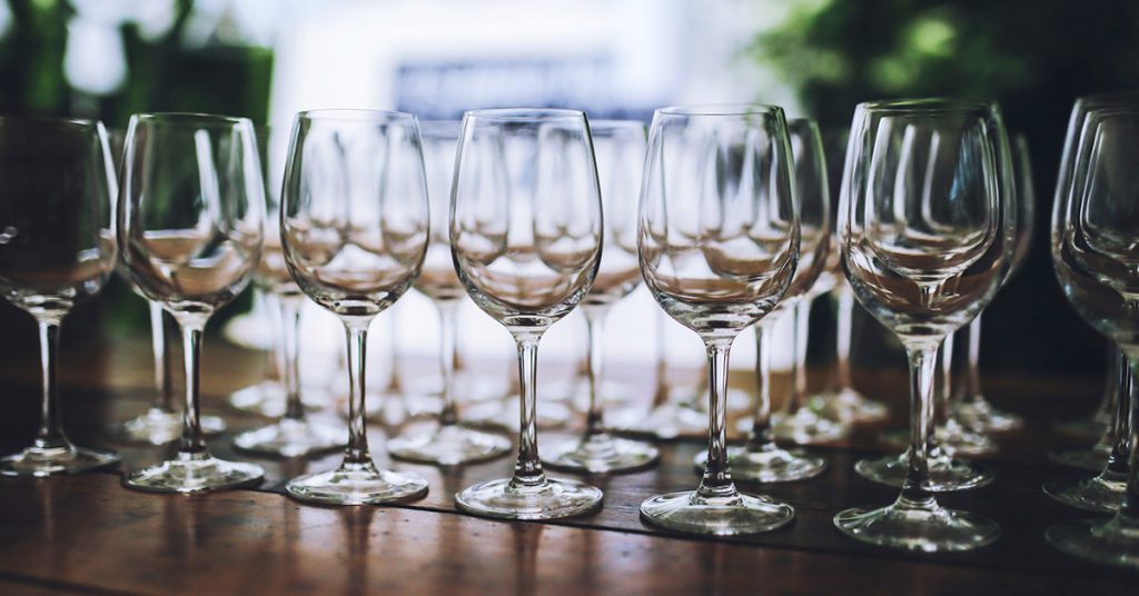 How to Clean Wineglasses the Right Way, According to Experts